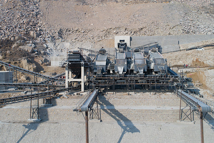 600-700t/h Granite Crushing Plant image2